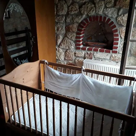 Villa Kleio's Stone Psakoudia